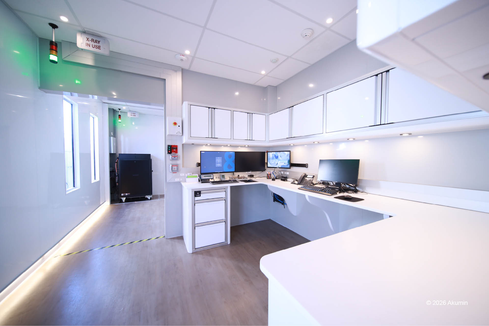 Akumin AXIS LINAC clinical control room