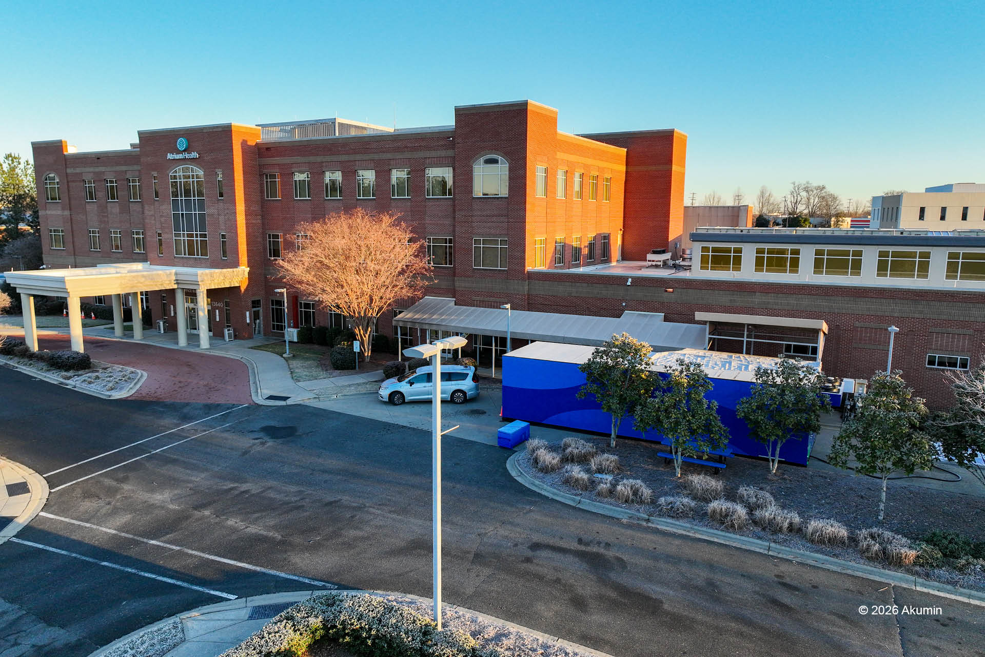 Akumin AXIS MRI unit outside hospital