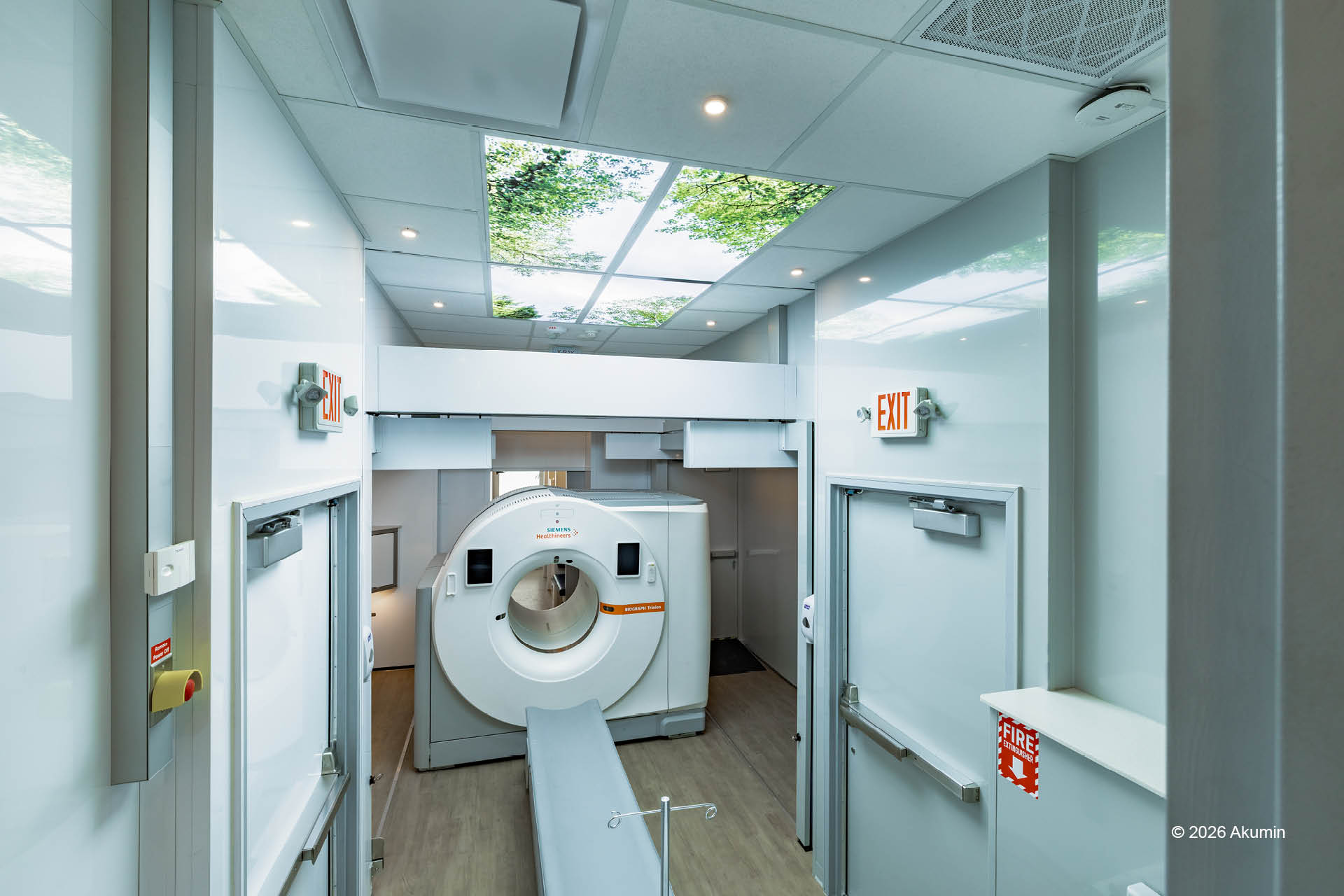 Akumin AXIS Drop-Trailer imaging room